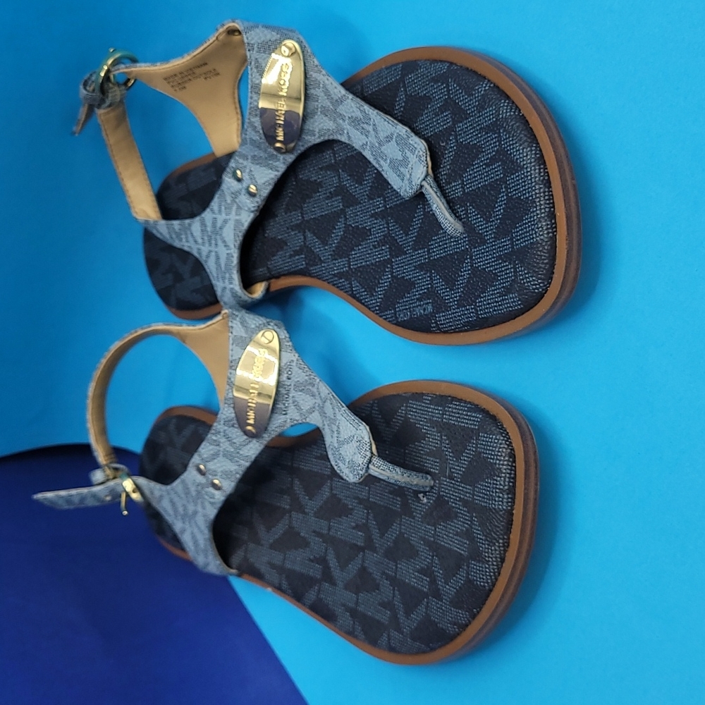 Michael Kors Light Blue and Navy blue Sandals 7.5